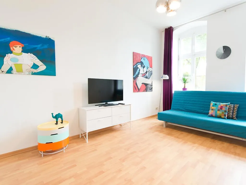 Topflat Berlin 0*,