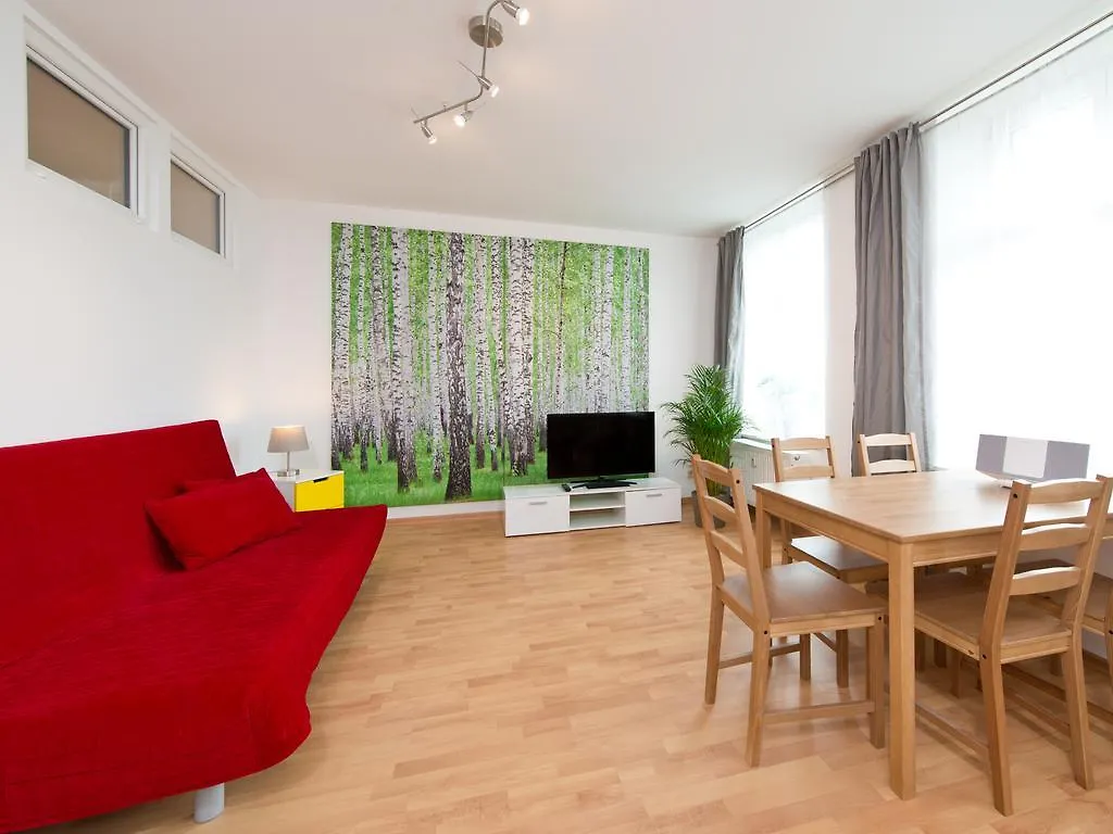 Topflat Berlin 0*,